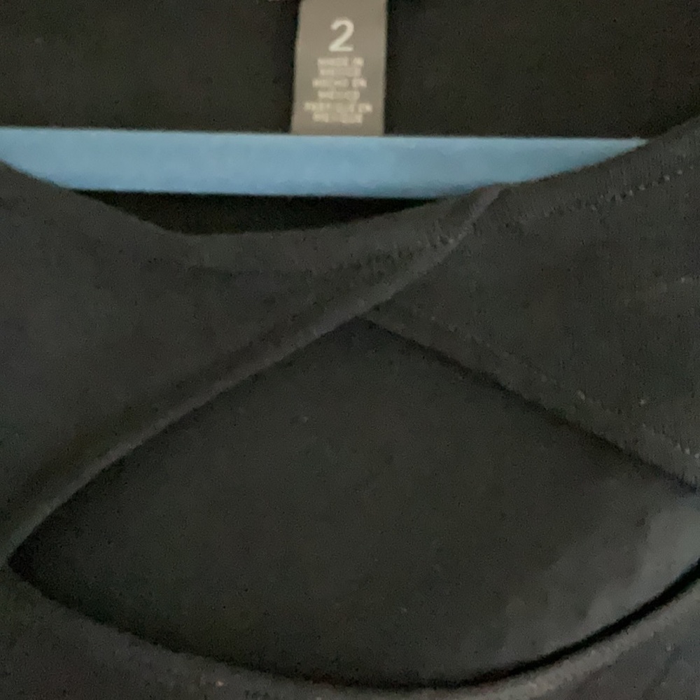 Chicos Travelers Top Sexy Black Size 2 - Picture 3 of 3